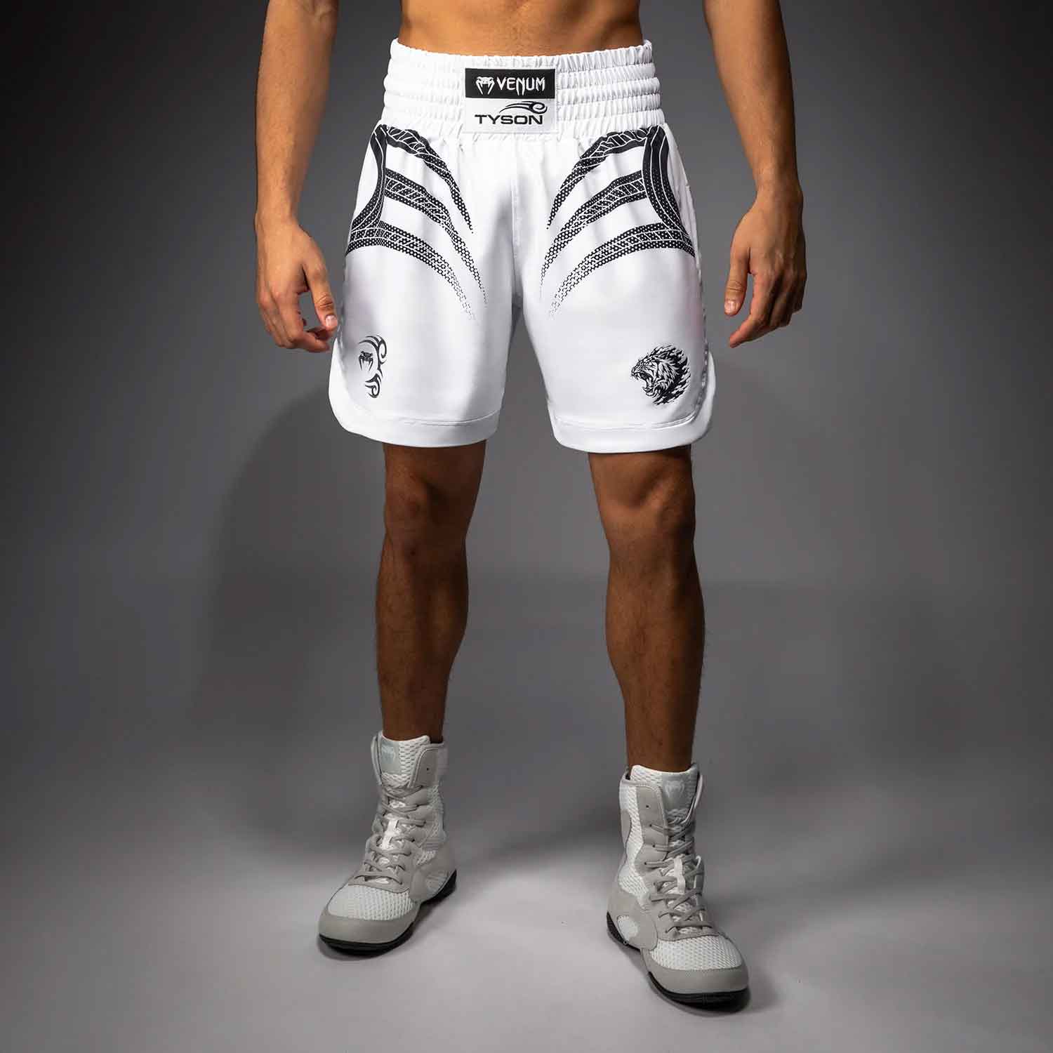 VENUM／ヴェナム　ボクシングショーツ　　Venum x Mike Tyson Tiger Boxing Shorts／ヴェナム×マイク・タイソン タイガー ボクシングショーツ（ホワイト）