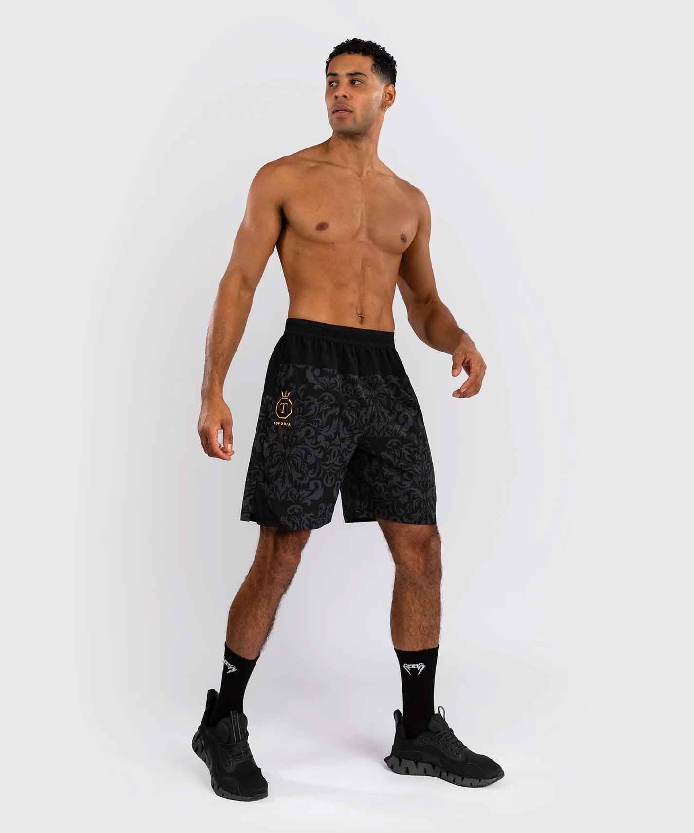 VENUM／ヴェナム　ファイトショーツ　　Venum x Ilia Topuria Unmatched Training Shorts／ヴェナム × イリア・トプリア アンマッチド トレーニングショーツ